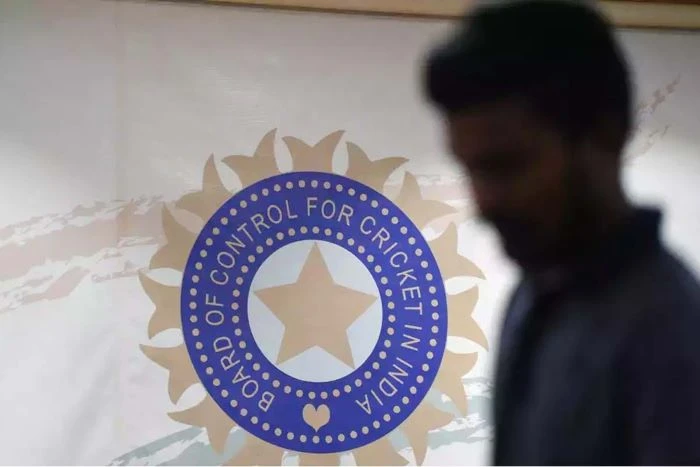 বিদেশি ফ্রাঞ্চাইজি লি‌গে খেলার জন‌্য অবসর নেয়া বন্ধ কর‌তে কড়া নিয়ম আনার পথে বিসিসিআই